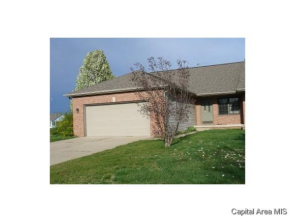 2800 Wordsworth Drive Springfield, IL 62711 - Photo 1 of 14 Gallery Image 1