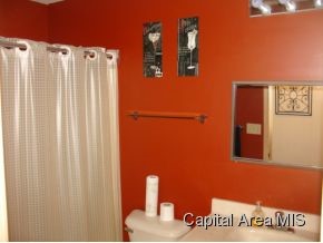 2800 Wordsworth Drive Springfield, IL 62711 - Photo 11 of 14 Gallery Image 11