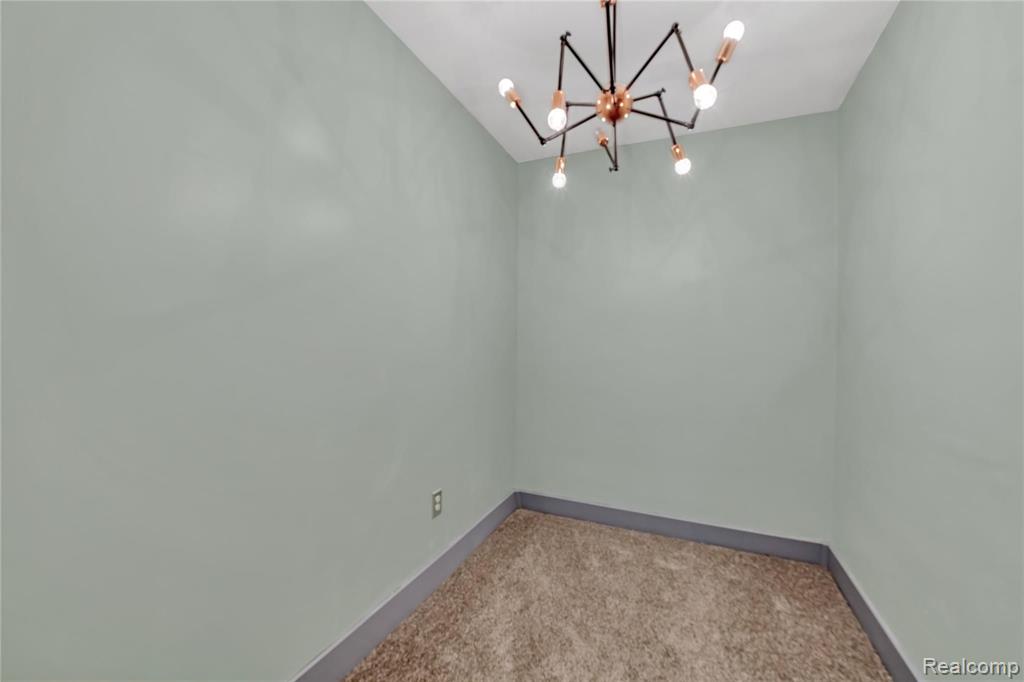 5517 Yorkshire Road Detroit, MI 48224 - Photo 24 of 37