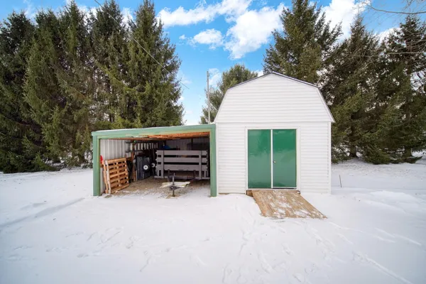 $360,000 | 6117 Kennedy Road, Munith, MI 49259