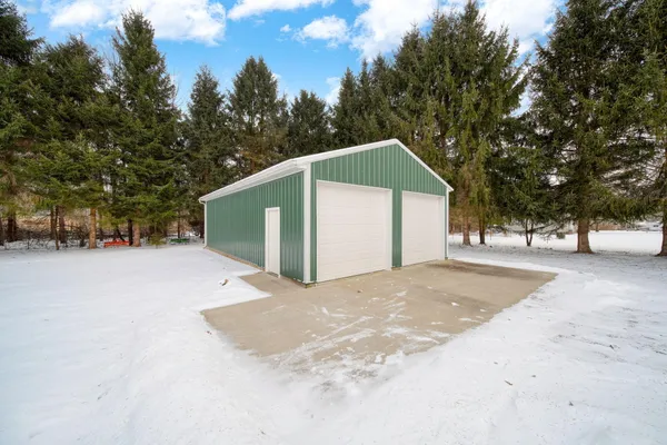 $360,000 | 6117 Kennedy Road, Munith, MI 49259