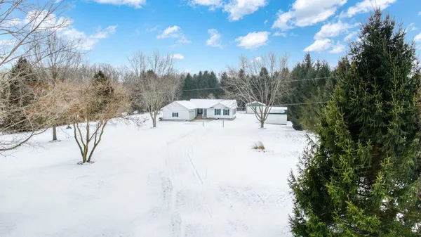$360,000 | 6117 Kennedy Road, Munith, MI 49259