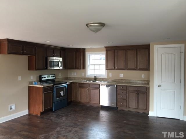 2634 Tarheel Road Benson, NC 27504 - Photo 3 of 19 Gallery Image 3