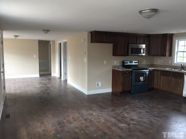 2634 Tarheel Road Benson, NC 27504 - Photo 4 of 19 Gallery Image 4