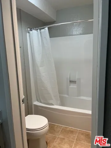 $1,750 | 10540 Balboa Boulevard, Unit 213, Granada Hills, CA 91344