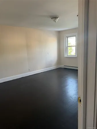 $2,800 | 1654 Grand Avenue, Unit 2, Baldwin, NY 11510