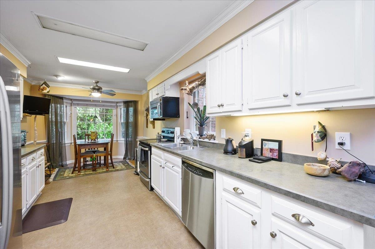313 Baytree Lane Raleigh, NC 27615 - Photo 2 of 39 Photo 2
