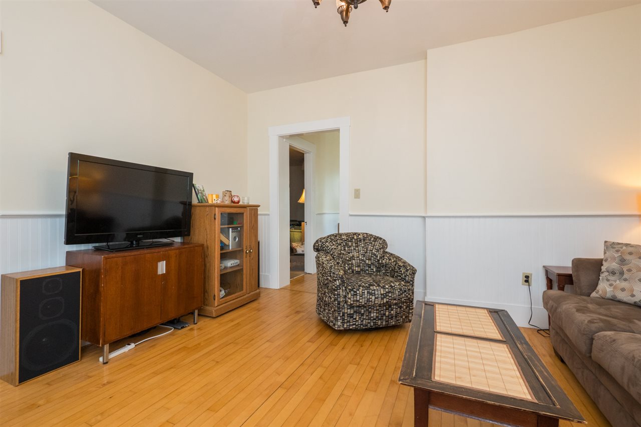 10 Osborne Street Rochester, NH 03867 - Photo 7 of 21