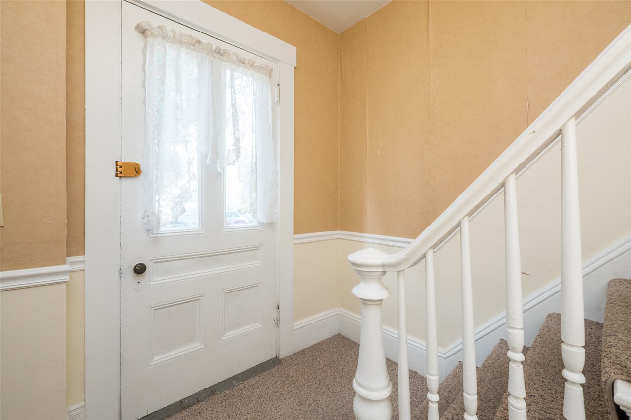 10 Osborne Street Rochester, NH 03867 - Photo 10 of 21