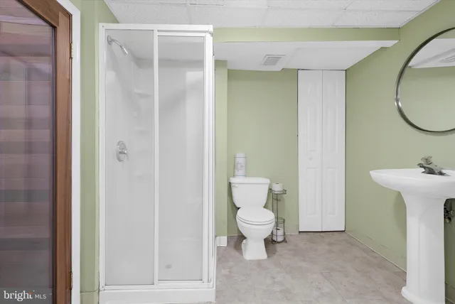 $609,900 | 7859 Crossbay Drive, Severn, MD 21144