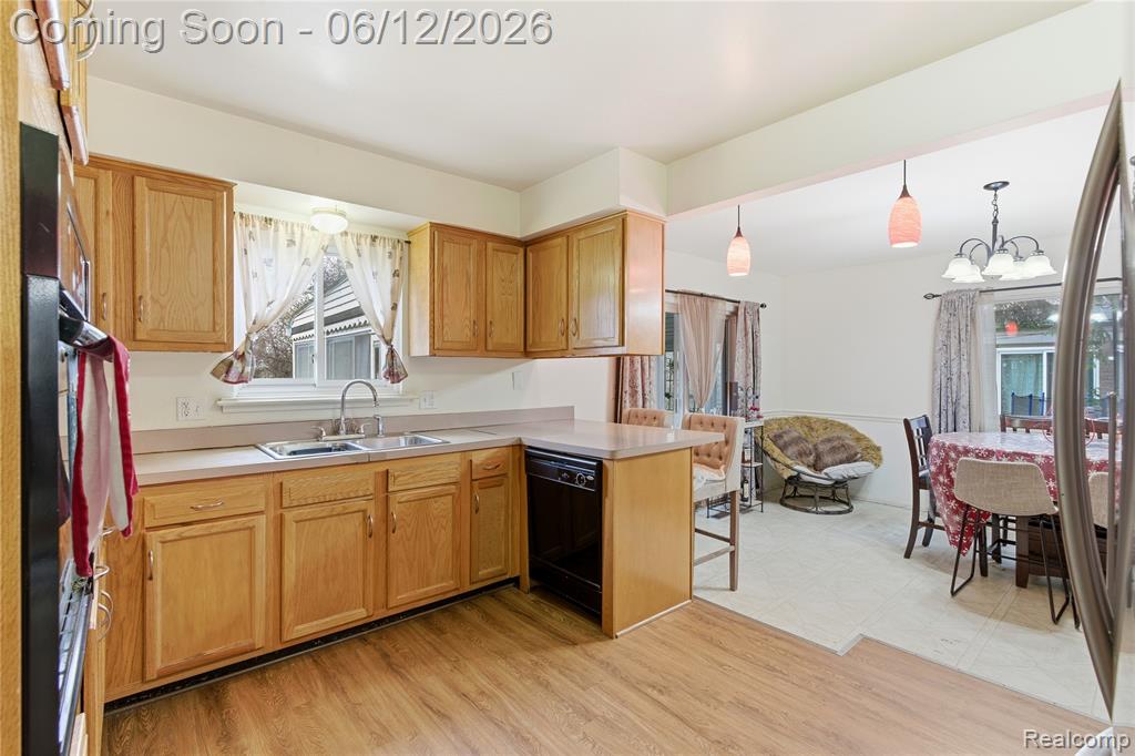32808 Wareham Court Warren, MI 48092 - Photo 15 of 24