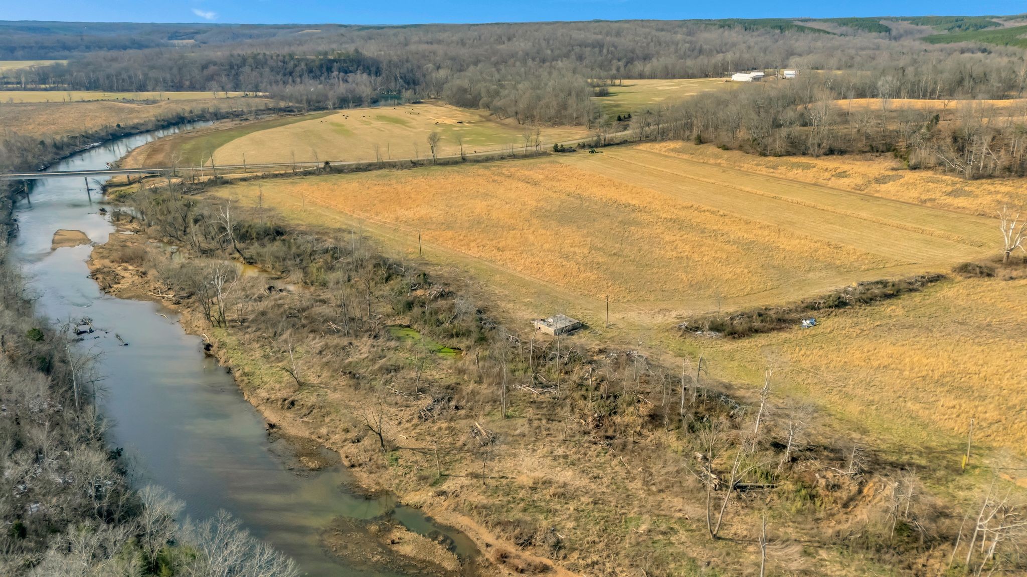 7209 Topsy Road Waynesboro, TN 38485 - Photo 18 of 25 a view of a lake view