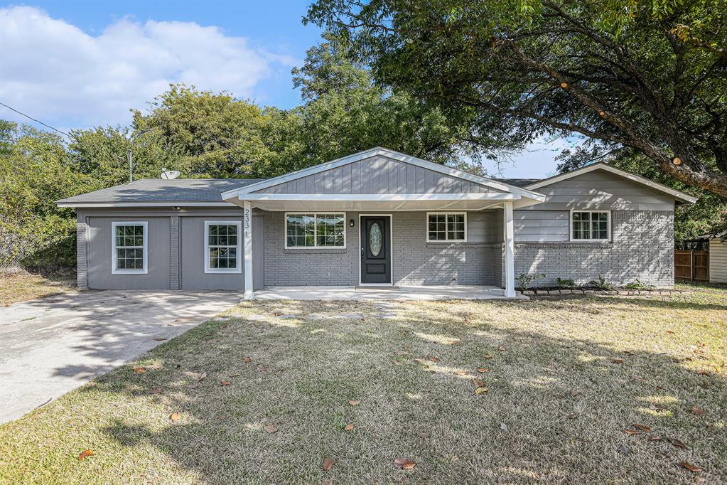 233 Victoria Avenue Azle, TX 76020 - Photo 1 of 25 Single story home featuring covered porch, brick siding, and concrete driveway