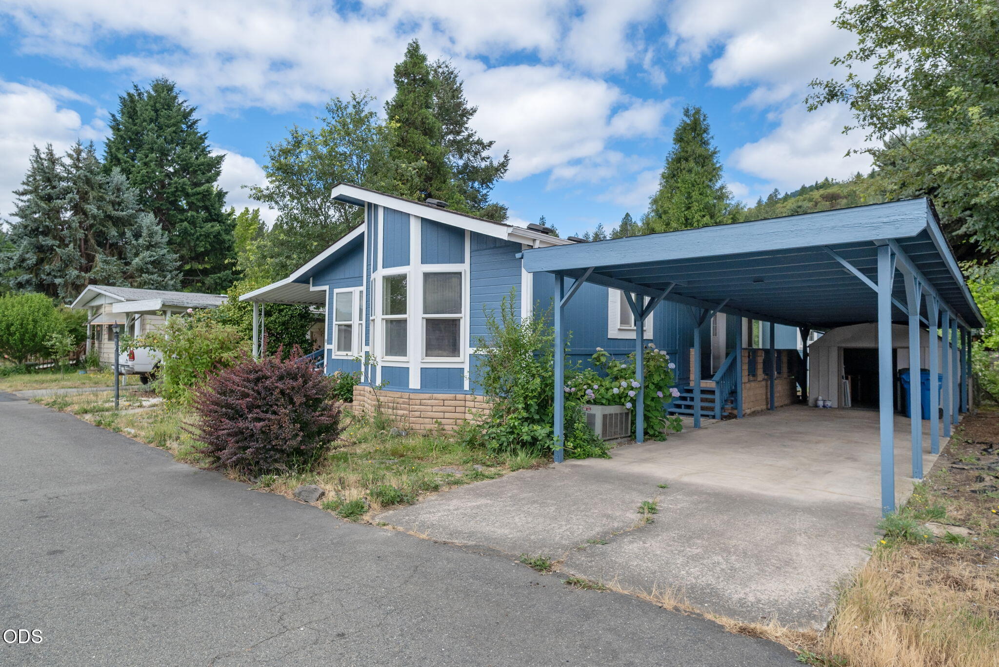 315 West Evans Creek Road, Unit 8 Rogue River, OR 97537 - Photo 2 of 19
