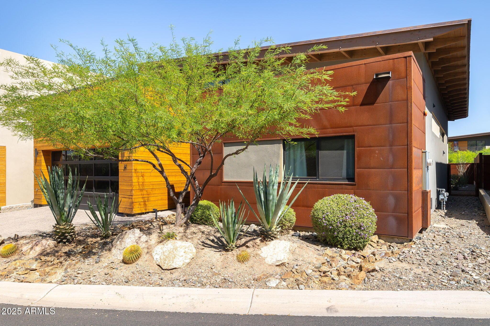 6525 East Cave Creek Road, Unit 31 Cave Creek, AZ 85331 - Photo 5 of 49 a view of a backyard of the house