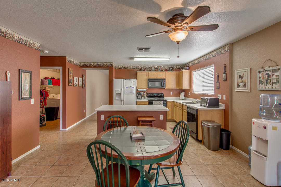 2606 West Romley Road Phoenix, AZ 85041 - Photo 10 of 33 09-Romley