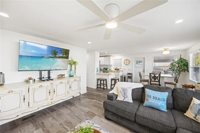 $289,000 | 3130 Bourbon Street, Englewood, FL 34224