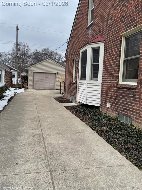 373 Ridgemont Road Grosse Pointe Farms, MI 48236 - Photo 3 of 30 Gallery Image 3