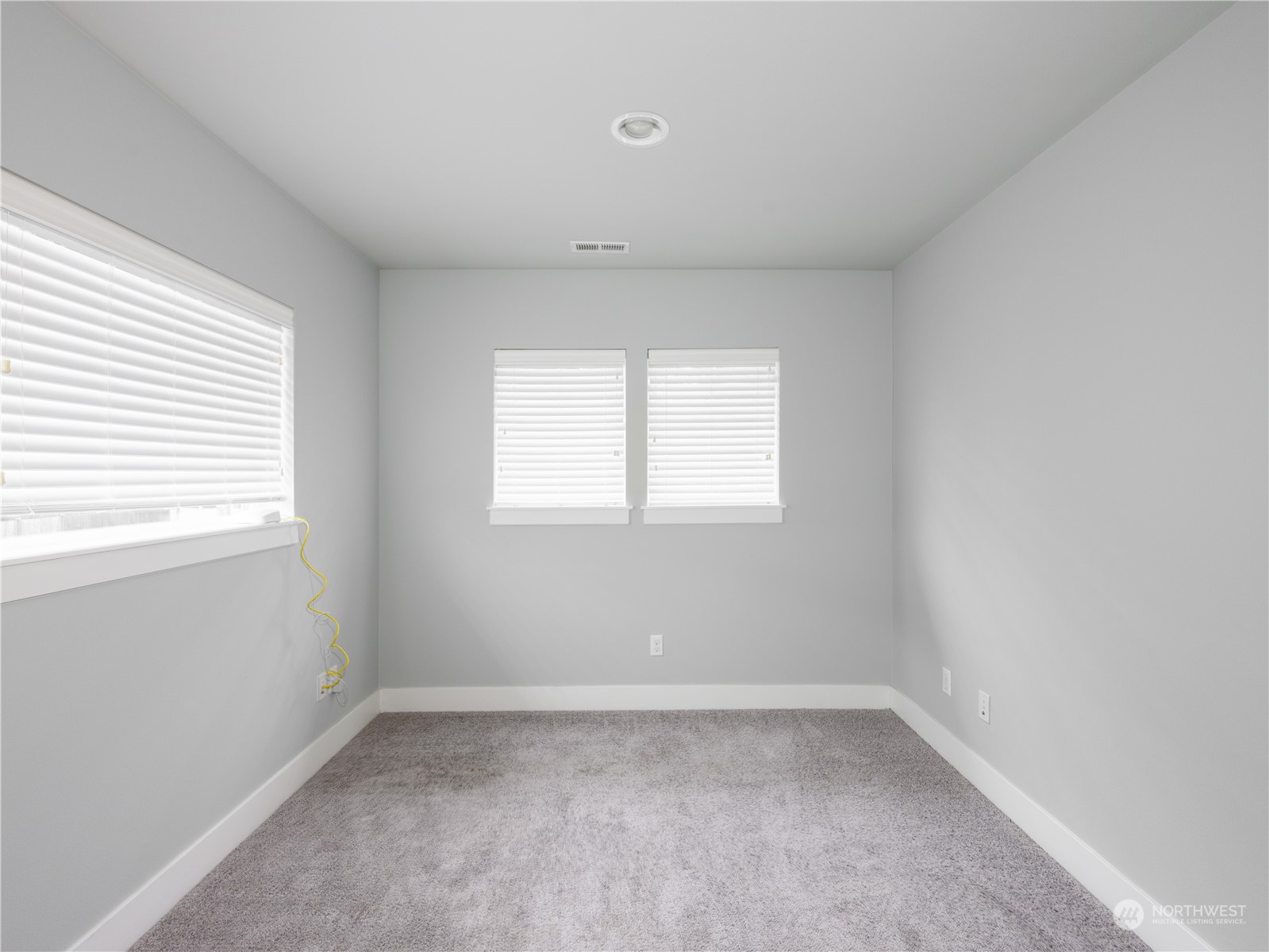 21502 44th Drive Southeast Bothell, WA 98021 - Photo 21 of 35 an empty room with a window