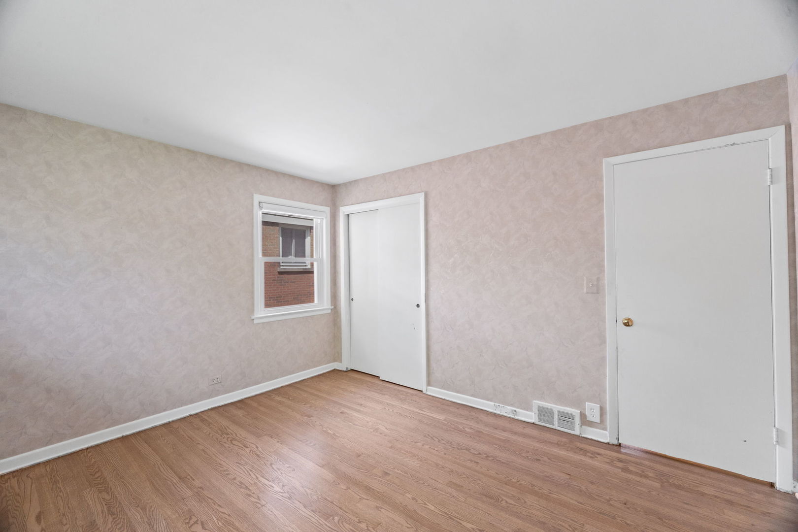 340 Romona Road Wilmette, IL 60091 - Photo 22 of 35