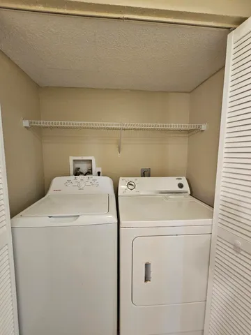 $1,900 | 1681 Balfour Point Drive, Unit B, West Palm Beach, FL 33411