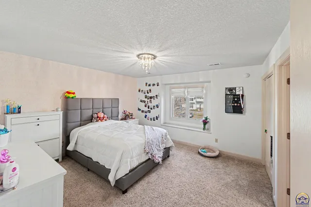 $849,000 | 5739 Southwest 44th Court, Topeka, KS 66610