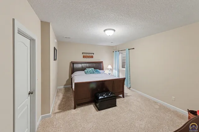 $849,000 | 5739 Southwest 44th Court, Topeka, KS 66610