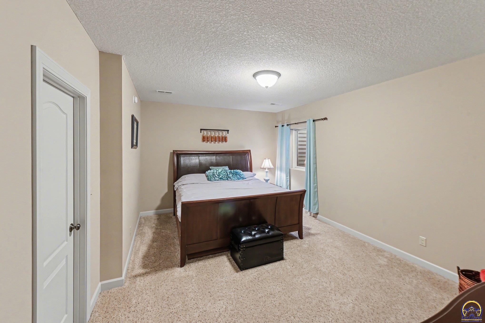 5739 Southwest 44th Court Topeka, KS 66610 - Photo 26 of 41