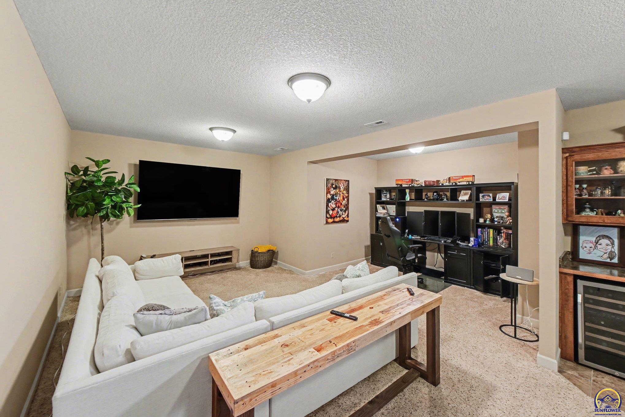 5739 Southwest 44th Court Topeka, KS 66610 - Photo 29 of 41