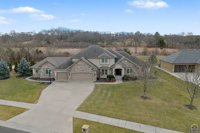 $849,000 | 5739 Southwest 44th Court, Topeka, KS 66610