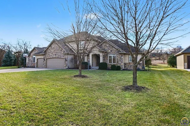 $849,000 | 5739 Southwest 44th Court, Topeka, KS 66610