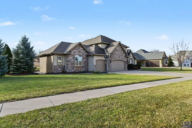 $849,000 | 5739 Southwest 44th Court, Topeka, KS 66610