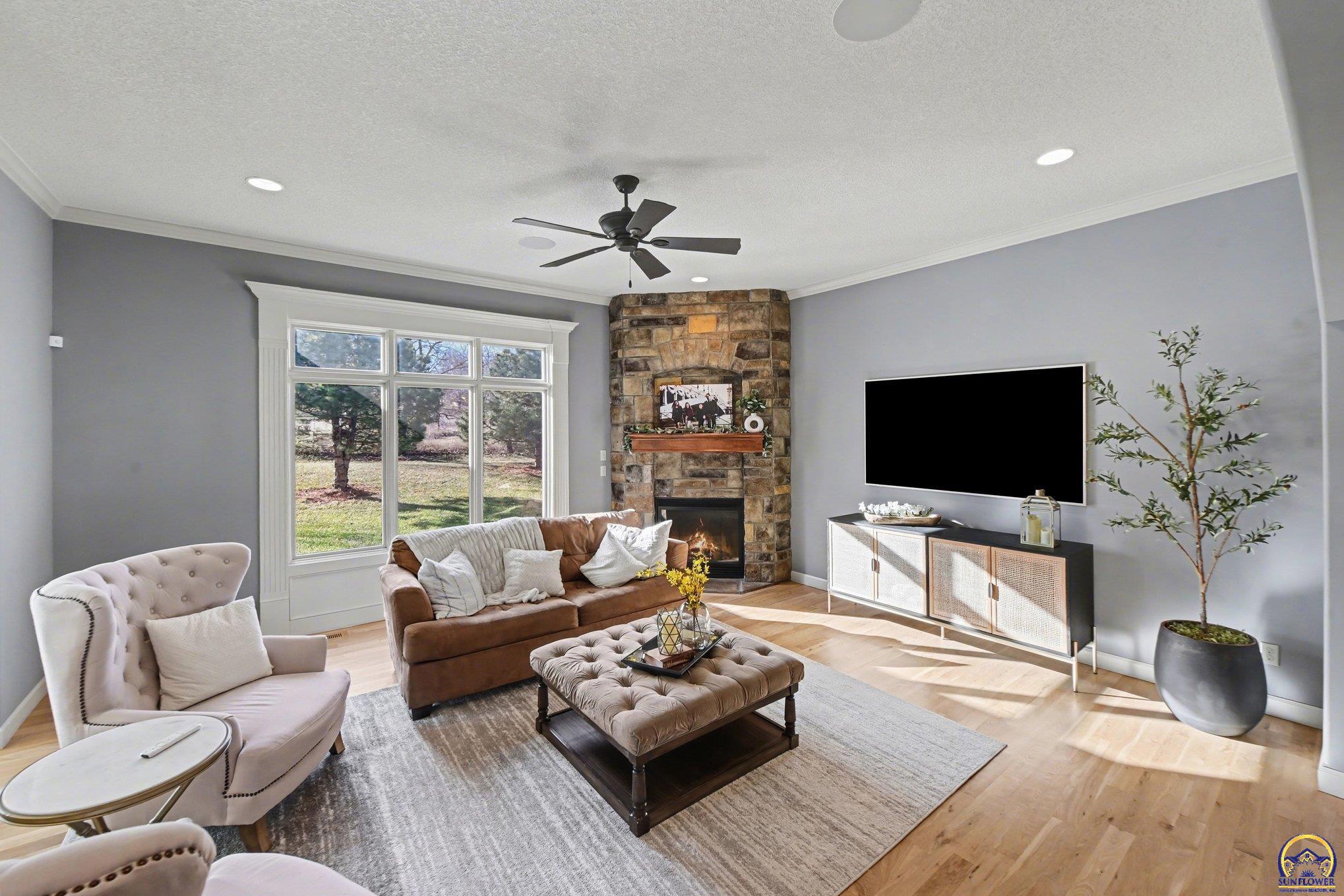 5739 Southwest 44th Court Topeka, KS 66610 - Photo 7 of 41