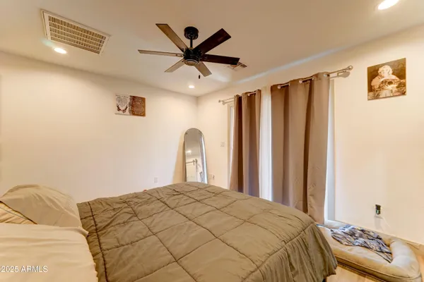 $394,000 | 5034 South 11th Place, Phoenix, AZ 85040