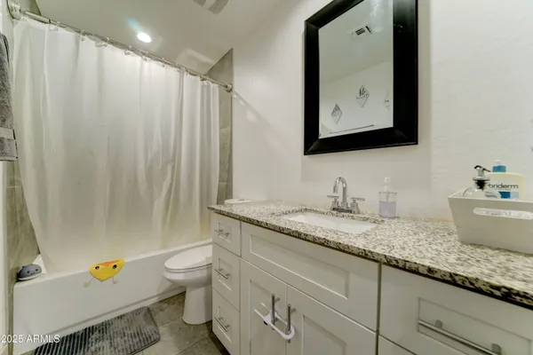 $394,000 | 5034 South 11th Place, Phoenix, AZ 85040