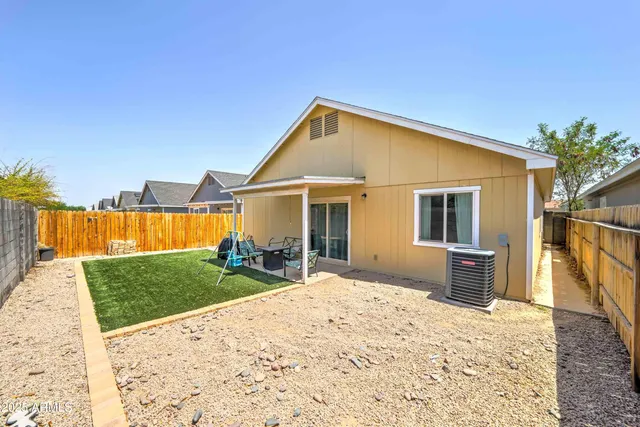 $394,000 | 5034 South 11th Place, Phoenix, AZ 85040