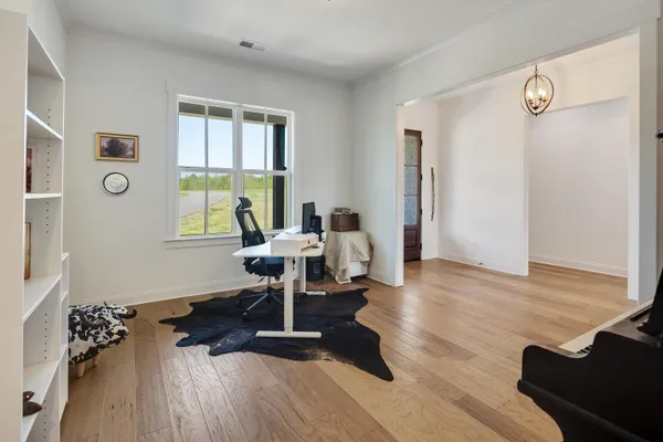 $1,100,000 | 2706 South Terry Ln Road, Covington, TN 38019
