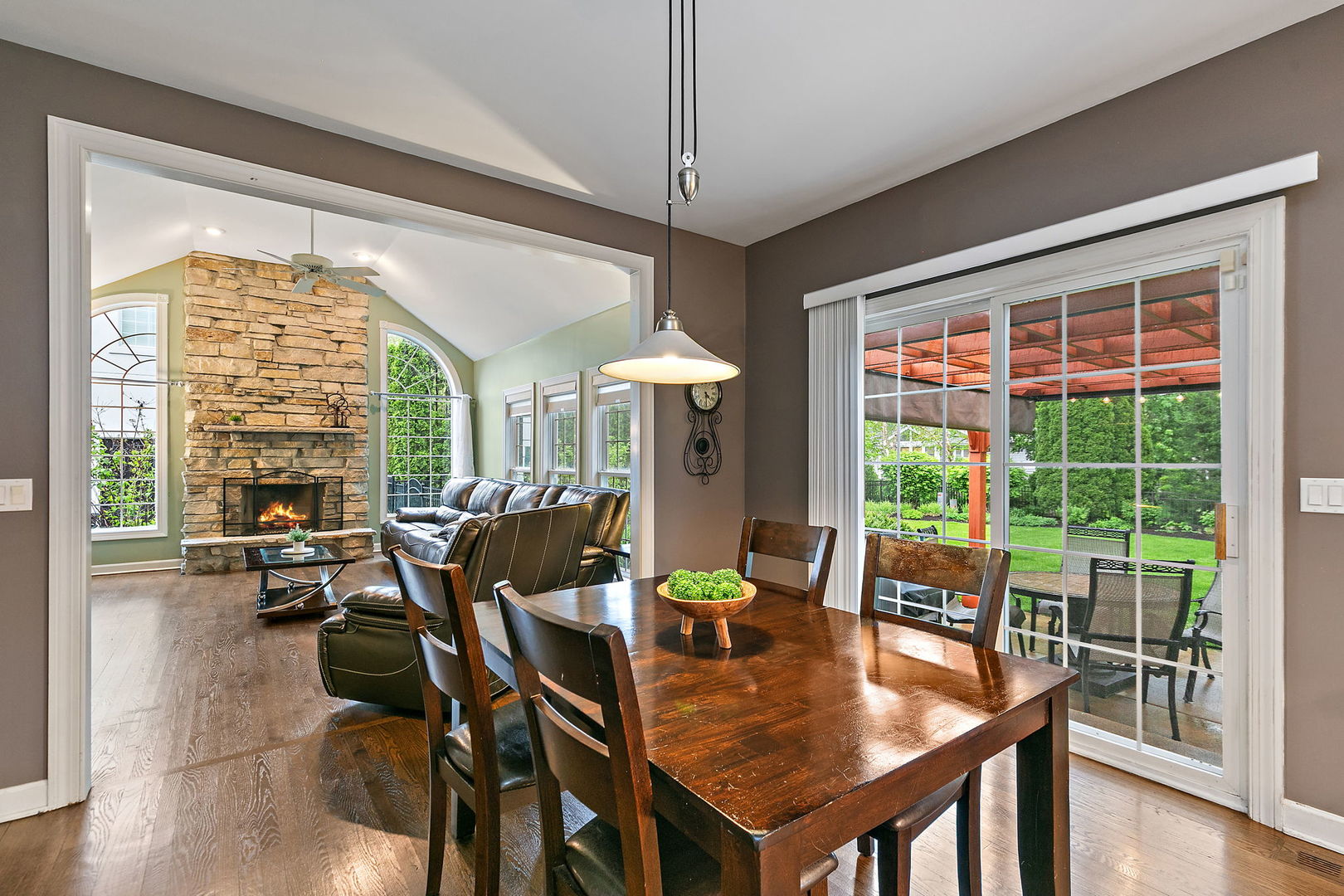 40-w017 Carl Sandburg Road St. Charles, IL 60175 - Photo 8 of 44