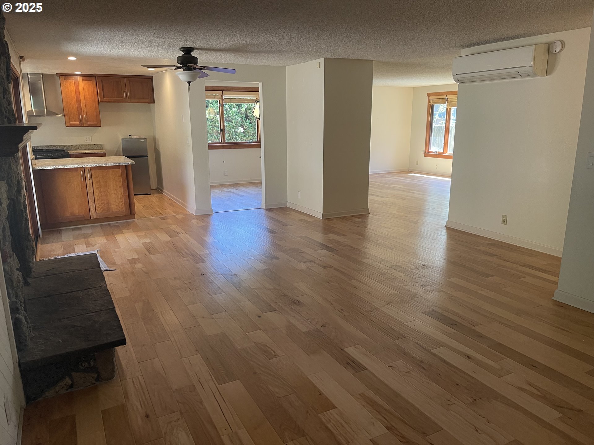 2280 Tabor Street Eugene, OR 97401 - Photo 21 of 47 Family Room