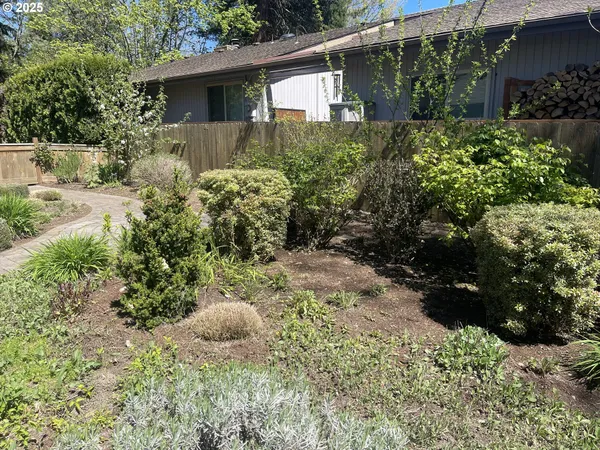 $459,900 | 2280 Tabor Street, Eugene, OR 97401