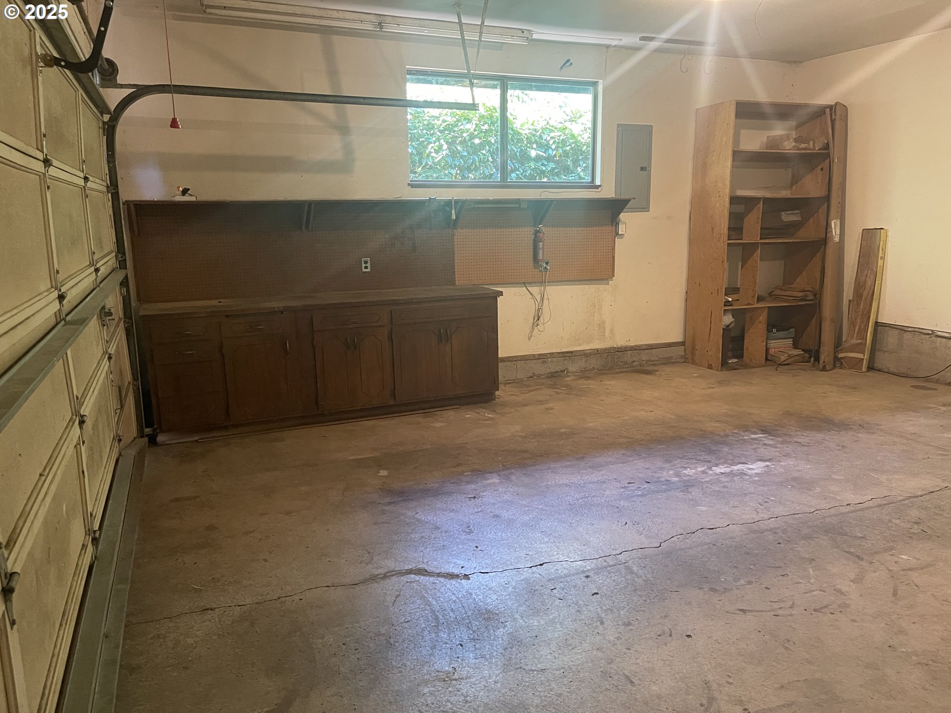 2280 Tabor Street Eugene, OR 97401 - Photo 37 of 47 Garage