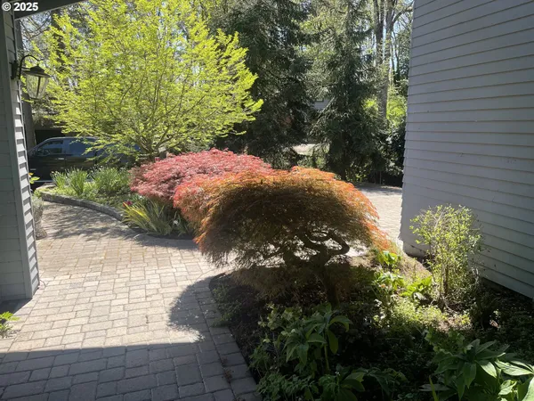 $459,900 | 2280 Tabor Street, Eugene, OR 97401