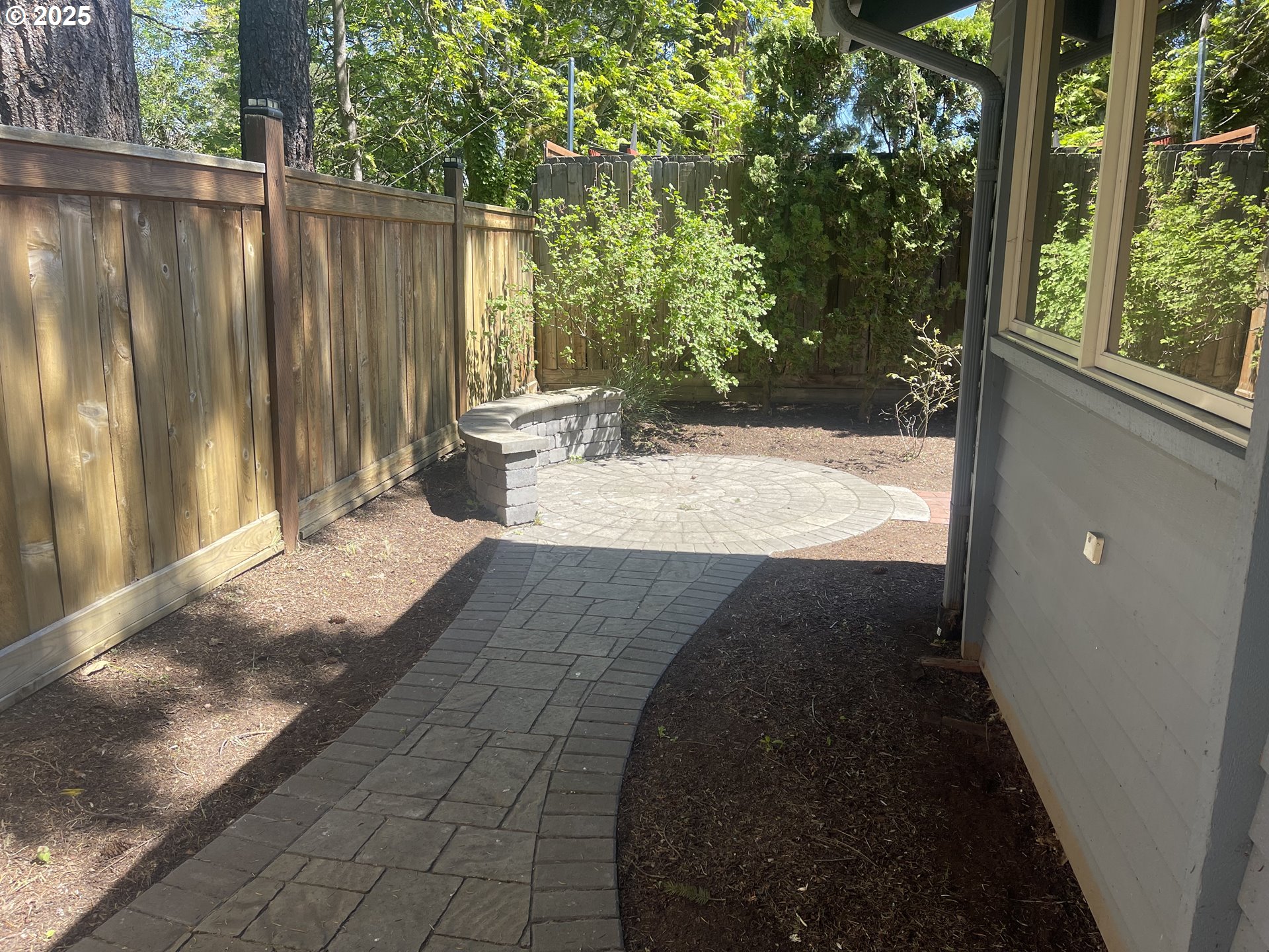 2280 Tabor Street Eugene, OR 97401 - Photo 41 of 47 Backyard