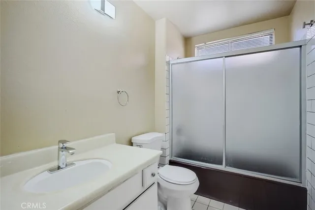 $3,800 | 325 Rainbow Terrace, Palmdale, CA 93551