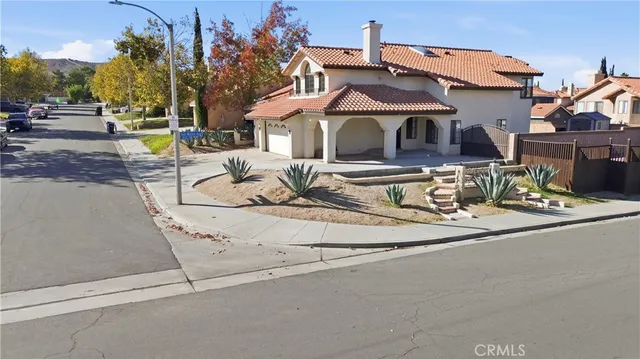 $3,800 | 325 Rainbow Terrace, Palmdale, CA 93551