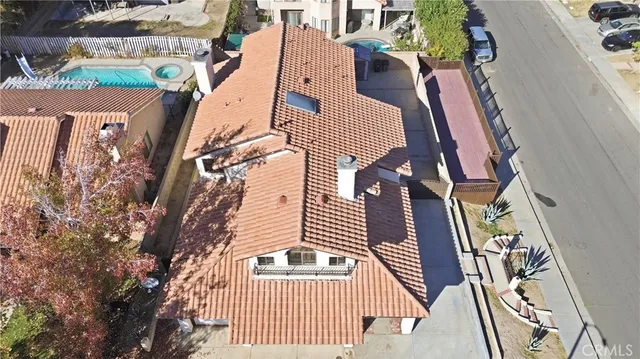 $3,800 | 325 Rainbow Terrace, Palmdale, CA 93551