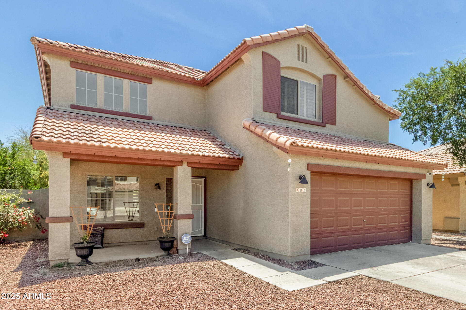 1617 West Pecan Road Phoenix, AZ 85041 - Photo 3 of 31 04 - Pecan