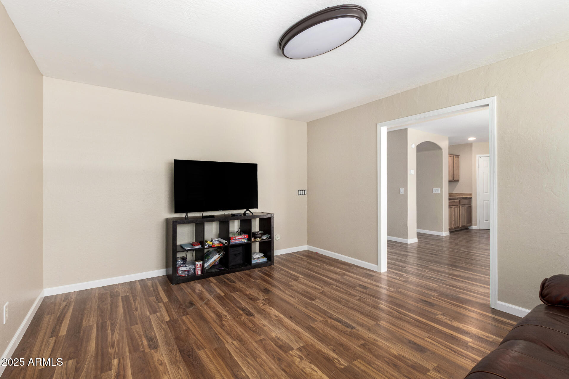 1617 West Pecan Road Phoenix, AZ 85041 - Photo 6 of 31 08 - Pecan