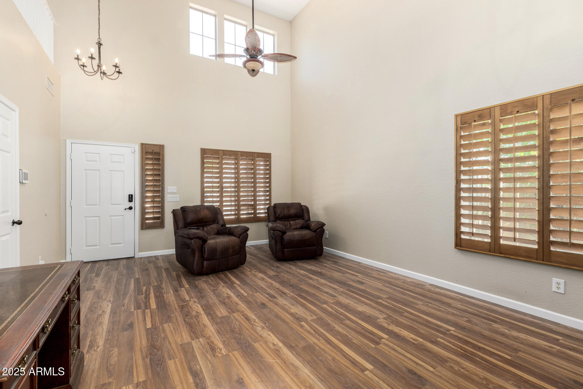 1617 West Pecan Road Phoenix, AZ 85041 - Photo 7 of 31 09 - Pecan