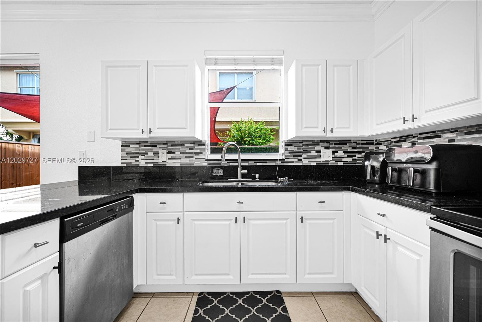 12857 Southwest 134th Street Miami, FL 33186 - Photo 16 of 57